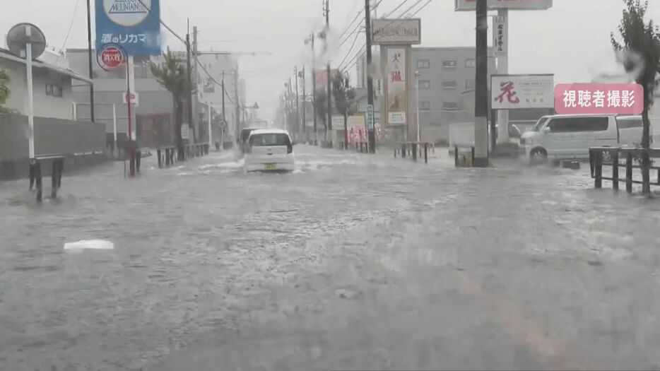 愛知県一宮市 8月23日午前6時ごろ 画像:視聴者撮影