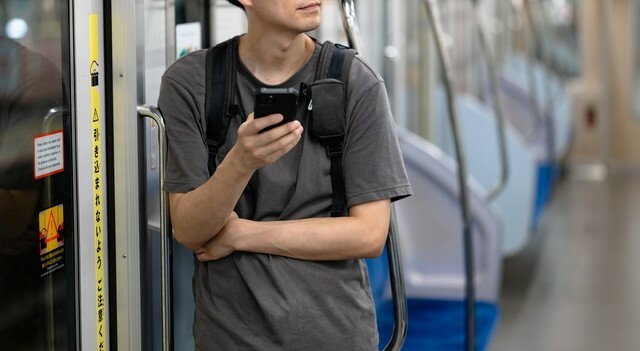 電車で居合わせた男性に感謝を伝えたい ※写真はイメージ（eak River/stock.adobe.com）