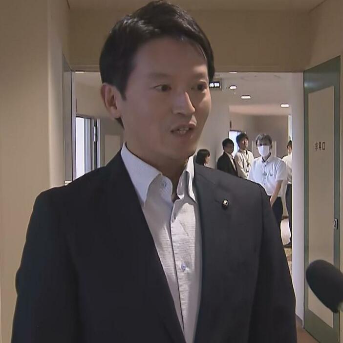 兵庫・斎藤知事（22日午前）