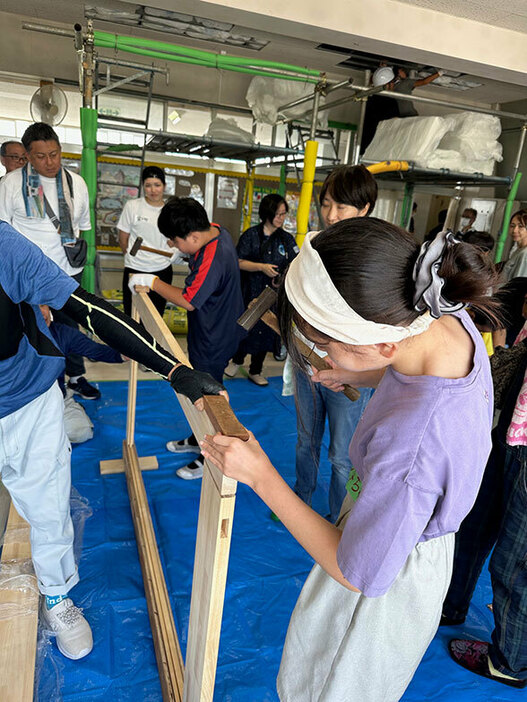 学校断熱ワークショップ開催時の様子（写真提供／森田材木）