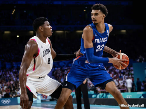 ウェンバンヤマが大接戦となった日本戦を振り返った[写真]＝fiba.basketball