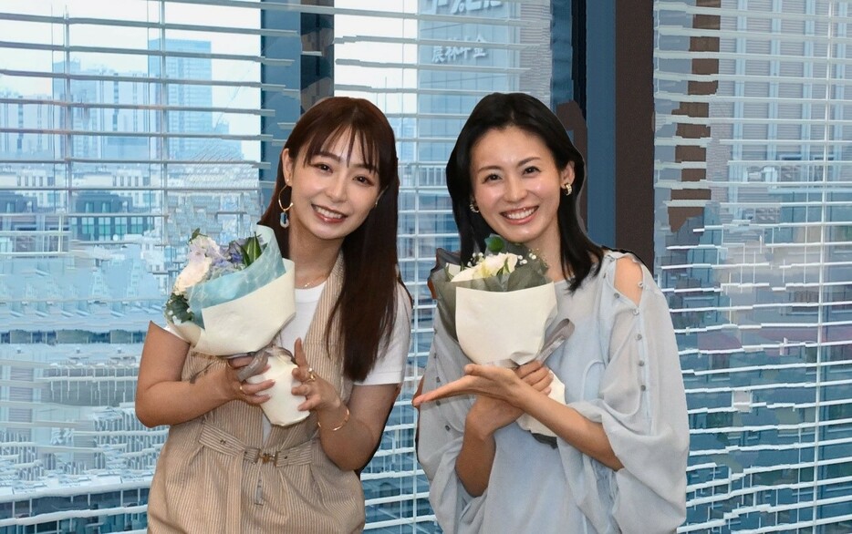 （左から）宇垣美里さん、本仮屋ユイカ