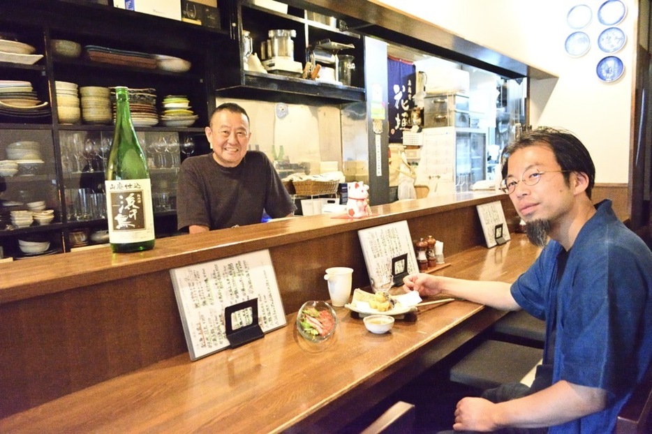 日本酒の話をしだすと止まらない2人