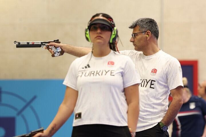 パリ五輪の射撃・混合エアピストルで銀メダルを獲得したトルコ代表のユスフ・ディケッチ。(C) Getty Images