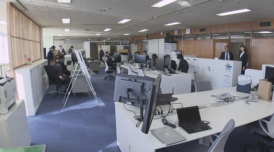 オフィス改革を先行実施している企業局