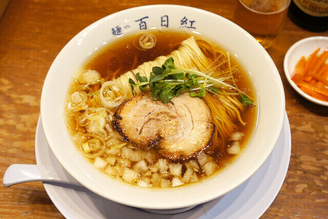 新宿三丁目「百日紅」のラーメン