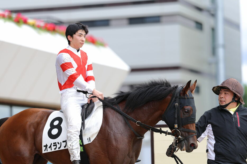 札幌1R・オイランブチと長浜鴻緒騎手