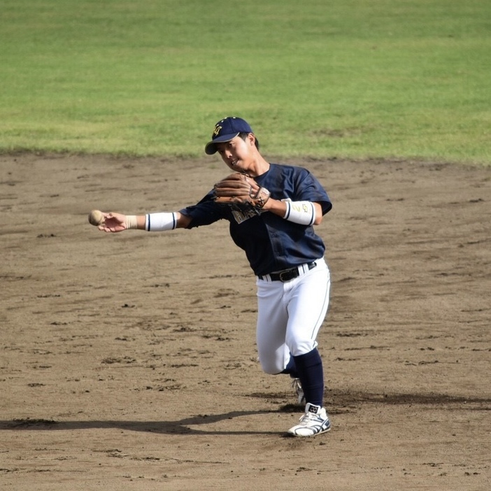 大学でも野球を続けた（本人提供）