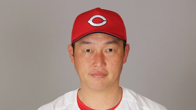 首位をキープの新井貴浩監督