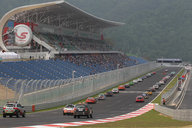 2013年にスーパー耐久第2戦がこけら落としイベントとなった韓国のインジェ・スピーディウム