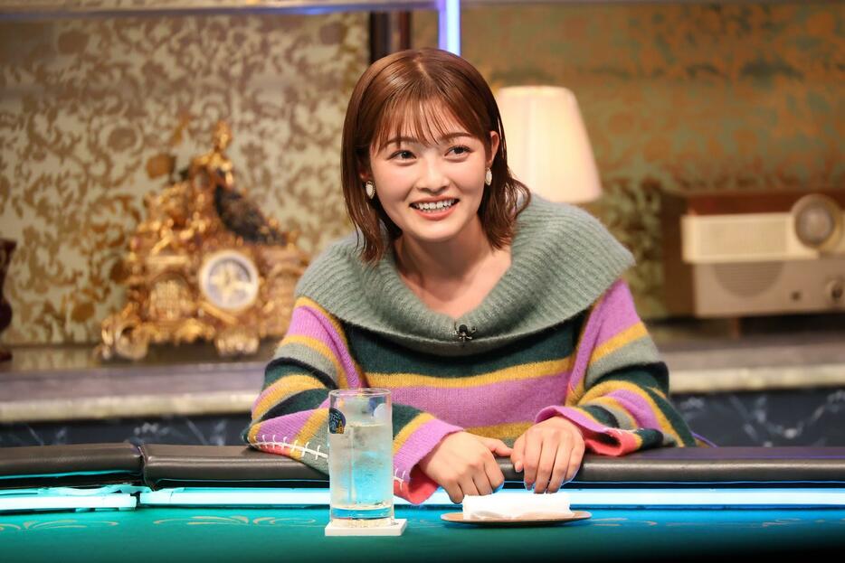 トークバラエティー番組「酒のツマミになる話」に出演する井上咲楽さん（C）フジテレビ