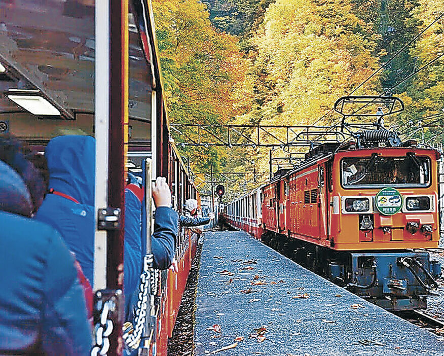 １０月から仮設ホームを設置して乗降可能になる猫又駅（黒部峡谷鉄道提供）