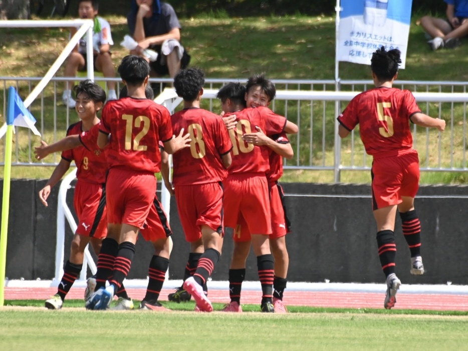 神村学園が静岡学園に競り勝った(Koyo KODAMA/GEKISAKA)