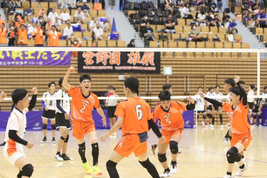 札幌大谷中（北海道）【写真：月刊バレーボール】