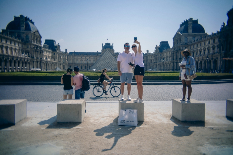 いつもは人でごった返すルーブル美術館も「オリンピック期間中はずっと静か」だという(C)Getty Images