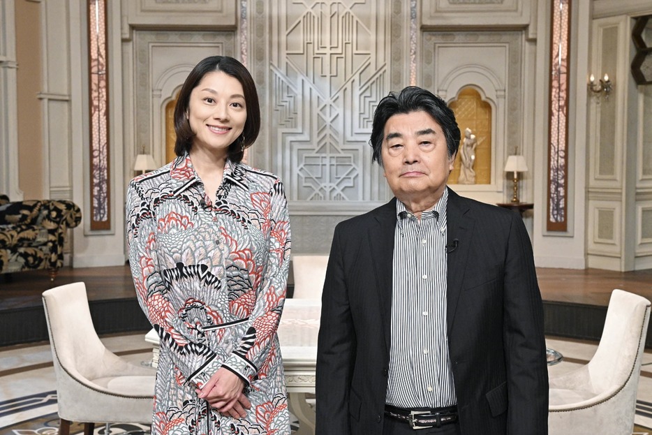 左：小池栄子、右：村上龍 image by: (c)テレビ東京