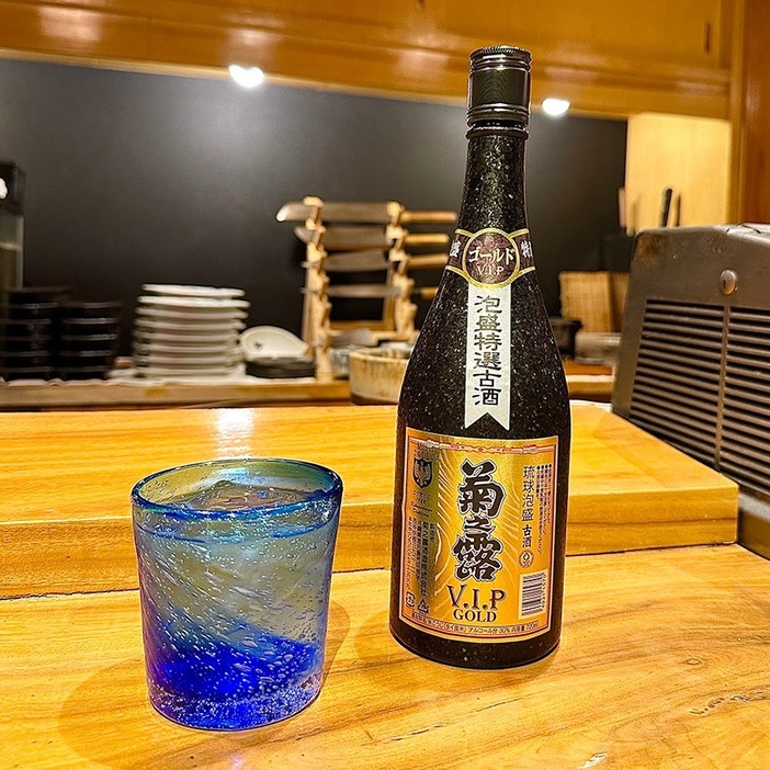 沖縄の日本酒や泡盛なども。