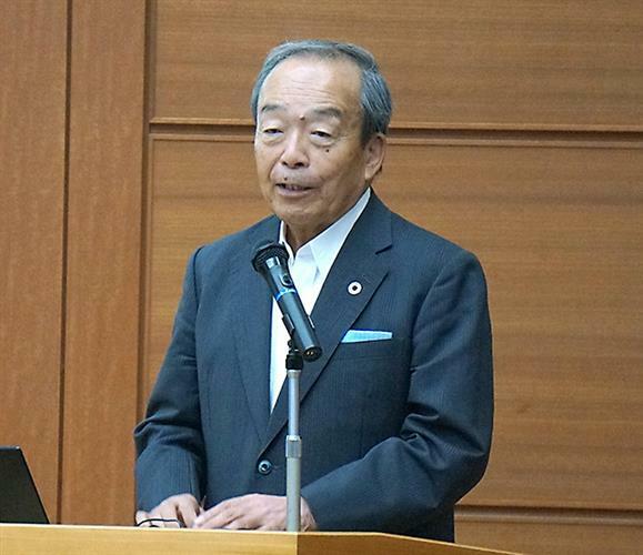 「さまざまな人の協力がなければ、社会課題を解決できない」と話す内山田氏