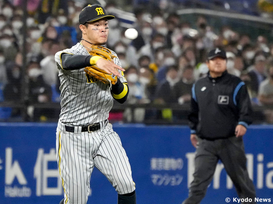 阪神・佐藤輝明 (C) Kyodo News