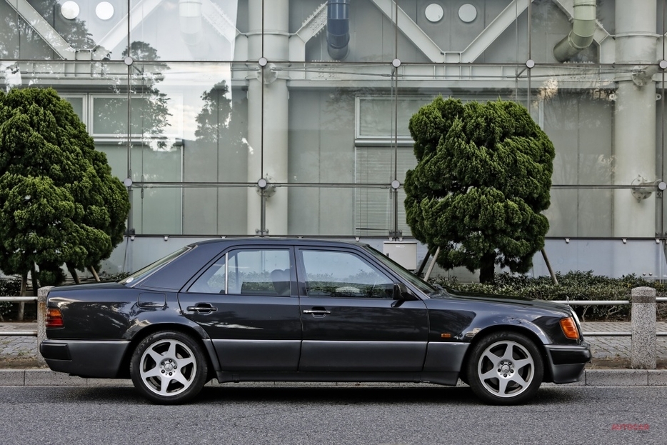 メルセデス・ベンツ500 E（E 500／1991～1994年）