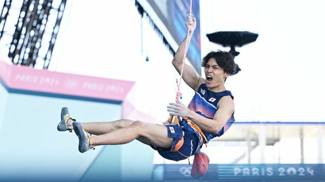 リードで得点を伸ばせず準決勝敗退となった楢崎智亜選手【写真：松尾/アフロスポーツ】