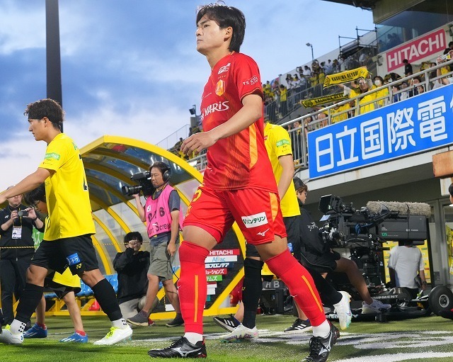 名古屋から鳥栖に期限付き移籍した久保。写真：田中研治（サッカーダイジェスト写真部）