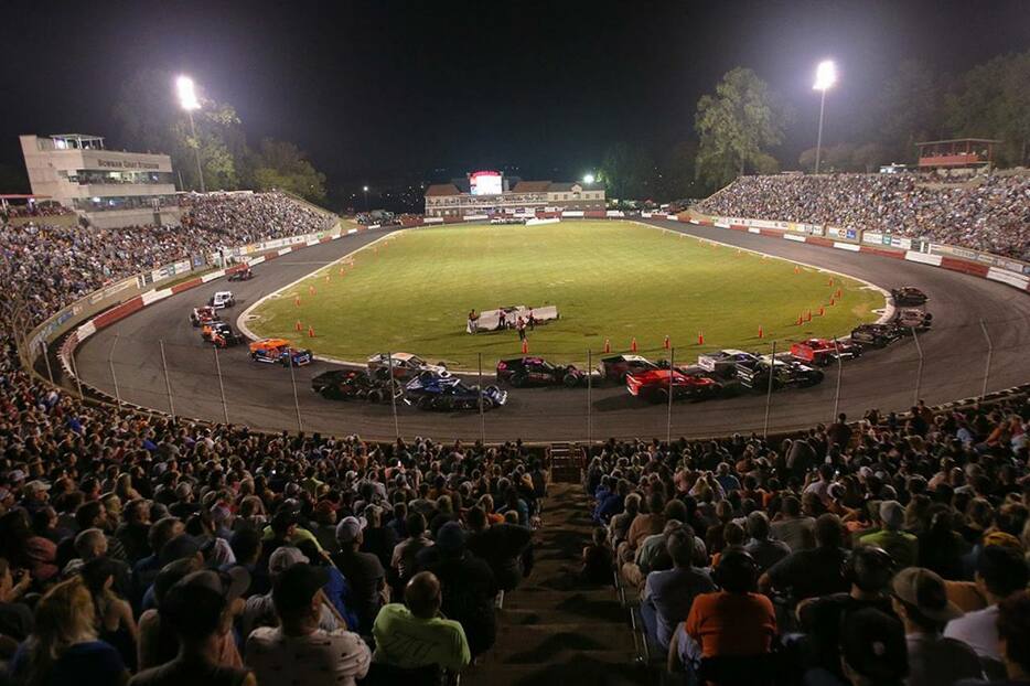 NASCARカップシリーズ恒例のエキシビジョン戦『The Clash（ザ・クラッシュ）』の2025年開催地に選出された"Bowman Gray Stadium（ボウマングレイ・スタジアム）"