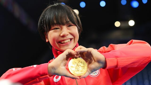 レスリング女子53キロ級で金メダルを獲得した藤波朱理選手(写真:YUTAKA/アフロスポーツ)