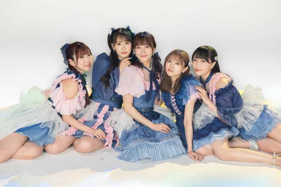 i☆Ris、左から山北早紀、芹澤優、茜屋日海夏、若井友希、久保田未夢