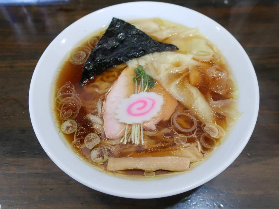 「ワンタン麺」