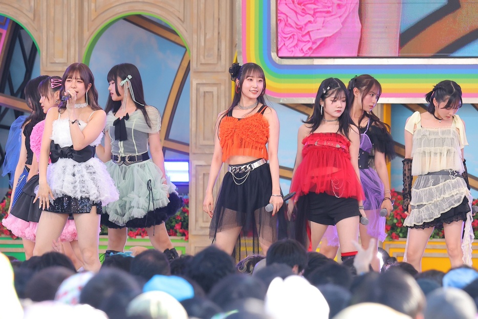 TIF最終日のHOT STAGEに登場したJuice=Juice