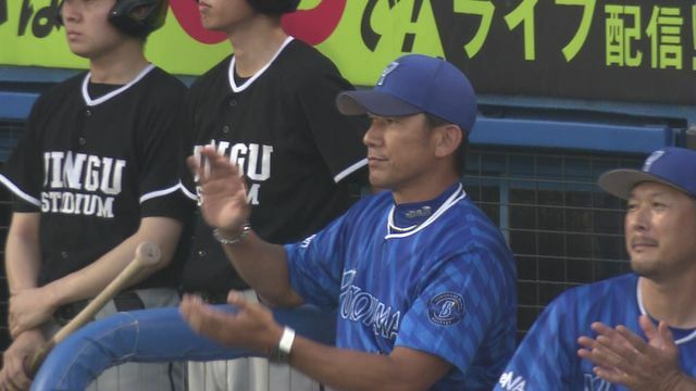 勝利したDeNA三浦大輔監督