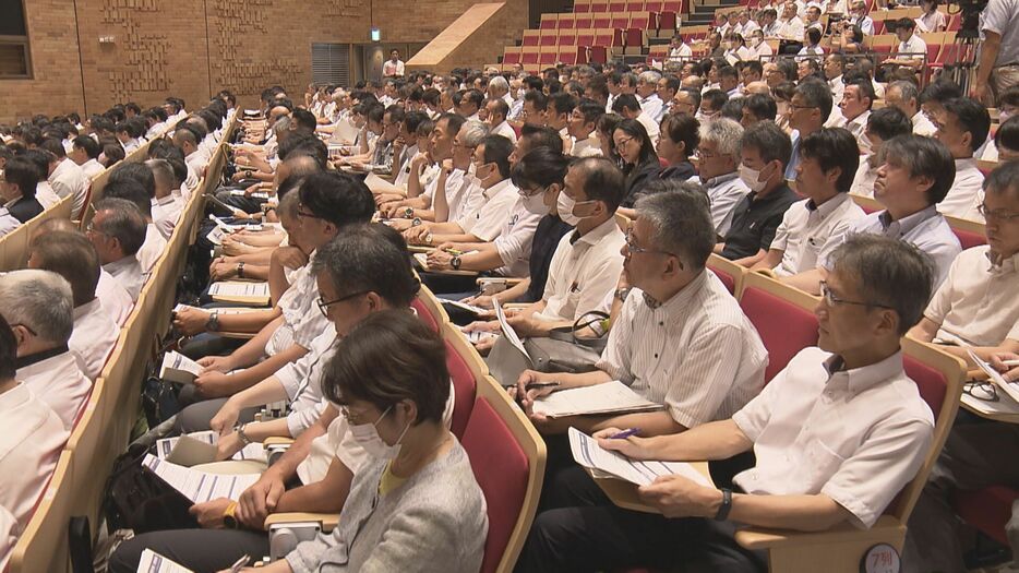 名古屋市熱田区の「名古屋市教育センター」 8月30日午後2時