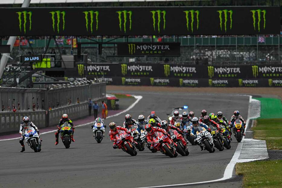 2024MotoGP第10戦イギリスGP 決勝 スタートシーン