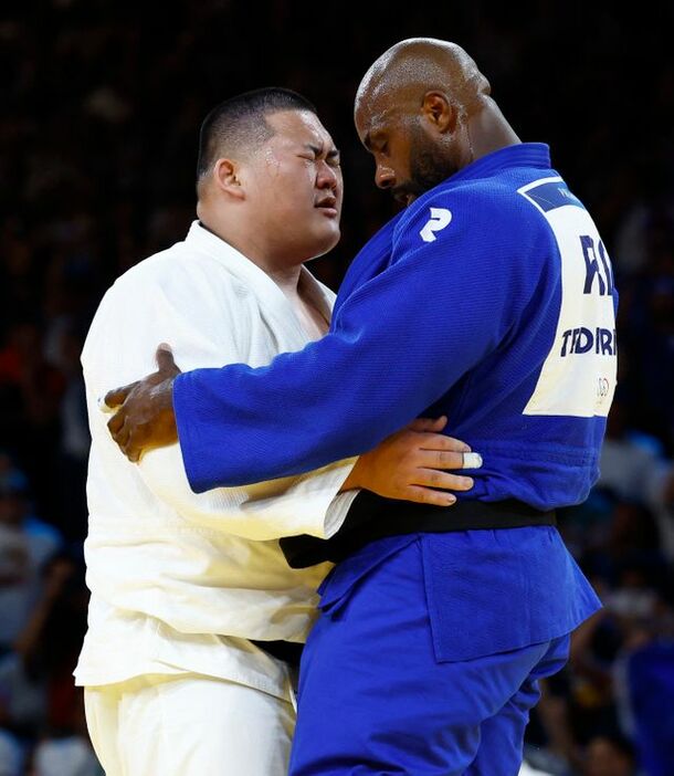 フランスのリネール選手に敗れた斉藤立選手(写真：ロイター/アフロ)