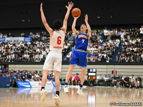 準々決勝で11得点を挙げた美濃加茂の関健朗［写真］＝佐々木啓次