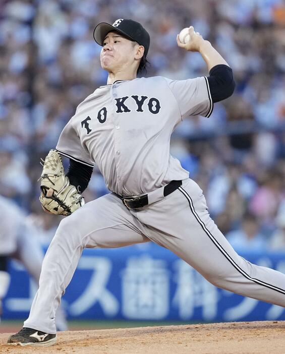 DeNA戦に先発した巨人・井上＝横浜