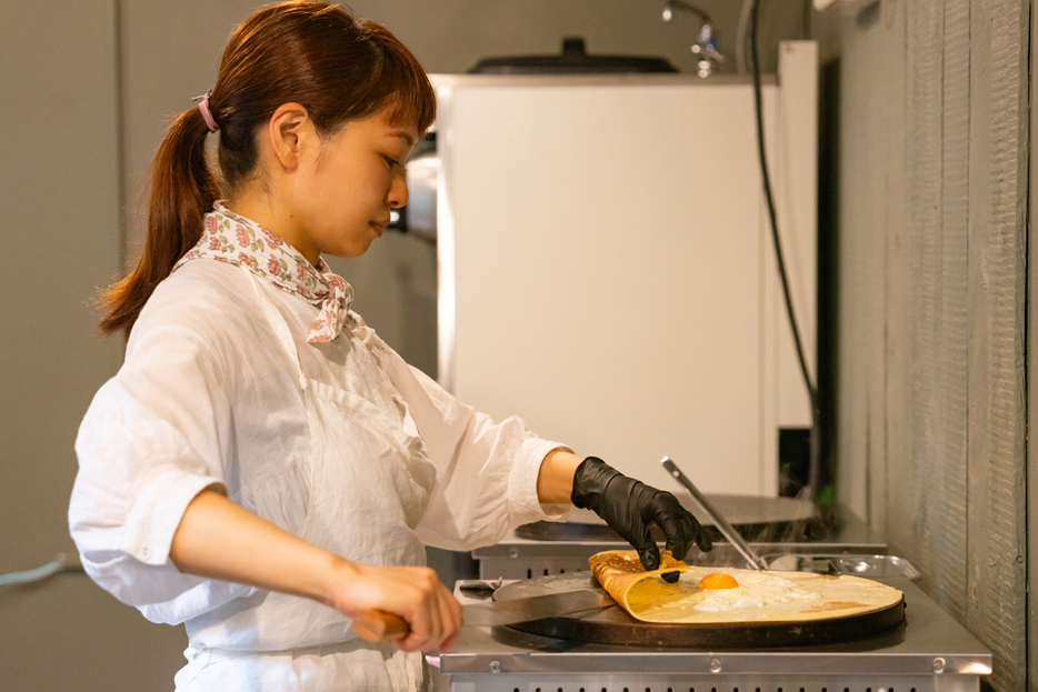 現在はクレープ中心のメニューだが、秋からは焼き菓子なども充実する予定