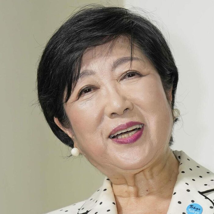 3選を果たした小池百合子都知事（写真・共同通信）