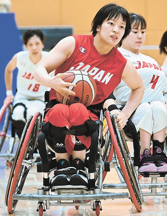 福島への思いを胸に、初のパラリンピックに臨む石川＝５日、東京都・味の素ナショナルトレーニングセンター