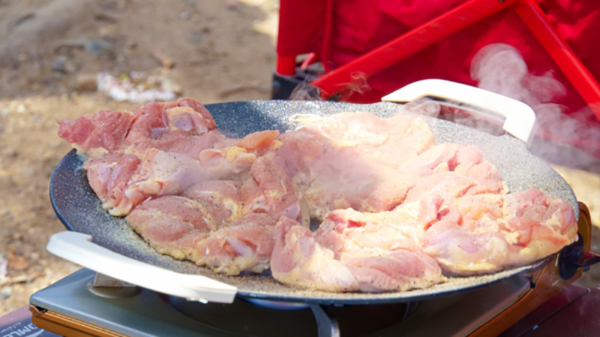 BBQに多い食中毒TOP3と症状