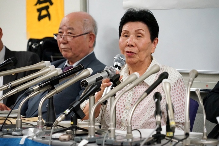 袴田秀子さん（右）、弁護士ドットコムニュース撮影、2018年