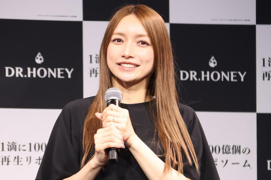 ヘアケアブランド「DR.HONEY」の新商品発表会に出席した後藤真希さん