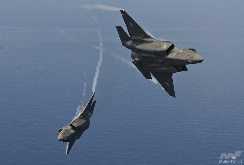 航空自衛隊のF-35A（手前）とイタリア空軍のF-35A（奥）。今回の日伊共同訓練は第5世代戦闘機同士の訓練となった（写真/イタリア空軍）