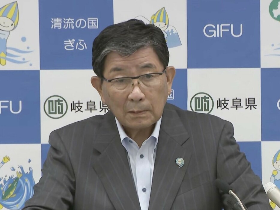 記者会見する岐阜県の古田知事 2024年8月8日午後