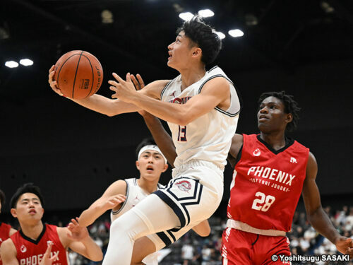 チーム最多となる20得点を挙げた福大大濠の湧川裕斗［写真］＝佐々木啓次