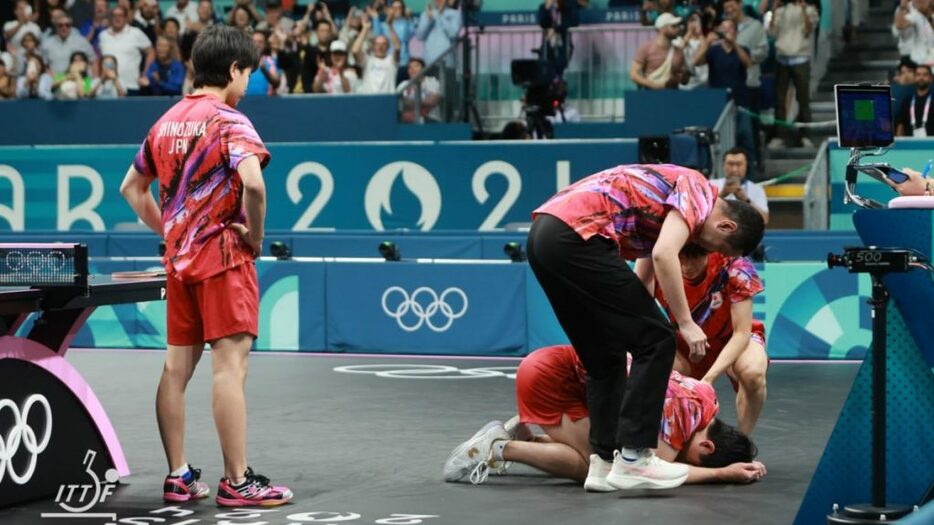 写真：男子日本代表/提供：ITTFWorld