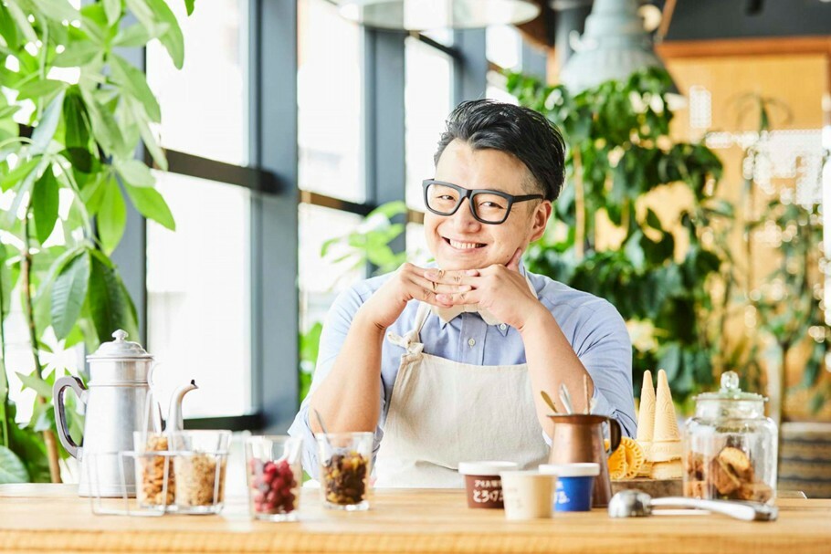 しろくまとメロンソーダのマッチング！　？　「とろける練乳しろくま」(丸永製菓)