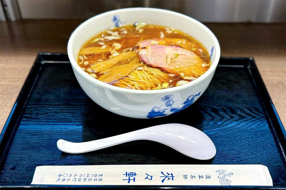 新横浜ラーメン博物館：『淺草 來々軒』の「らうめん」　撮影：山川大介