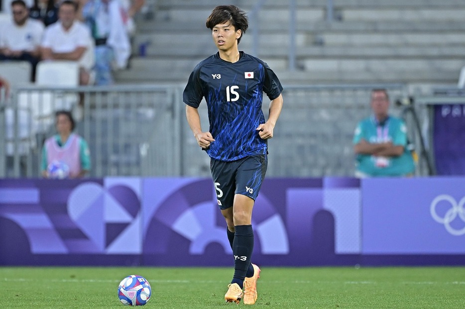 A代表に初招集された高井。写真：金子拓弥 (サッカーダイジェスト写真部／JMPA代表撮影)